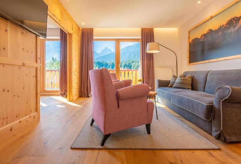 Люкс Вид на Горы, Villa Stefania