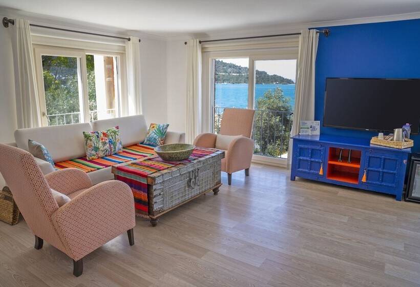 Президентский Люкс, Toka Bodrum Hotel & Beach Club