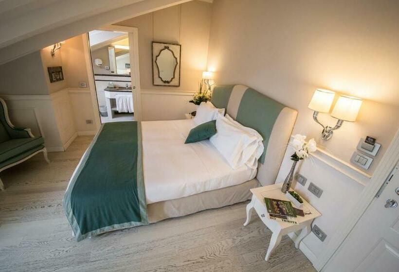 اتاق سوپریور, Victoria Hotel Letterario