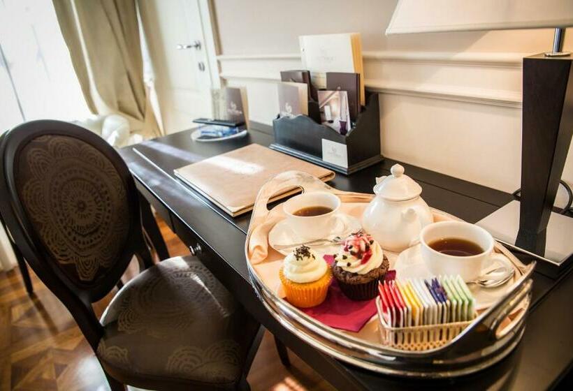 اتاق سوپریور, Victoria Hotel Letterario