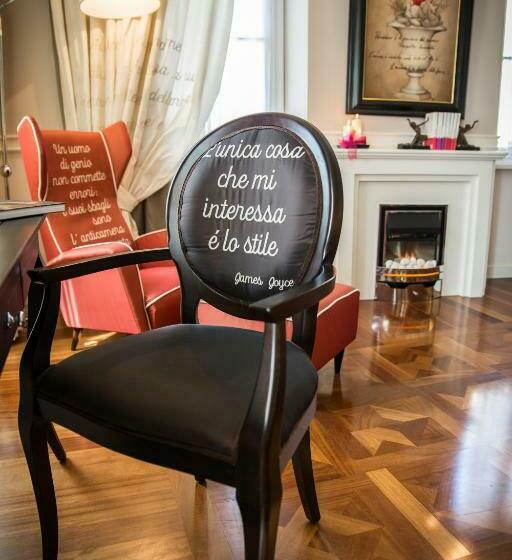 سوییت, Victoria Hotel Letterario