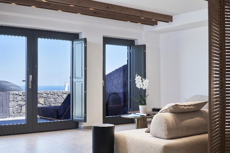 سوییت لوکس, Santanna Luxury Suites