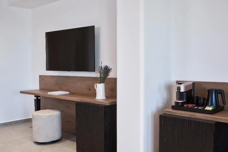 سوییت لوکس, Santanna Luxury Suites