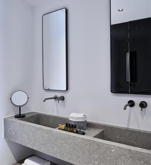 سوییت جونیور با چشمانداز استخر, Santanna Luxury Suites