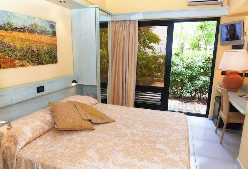 اتاق استاندارد, Acacia Resort
