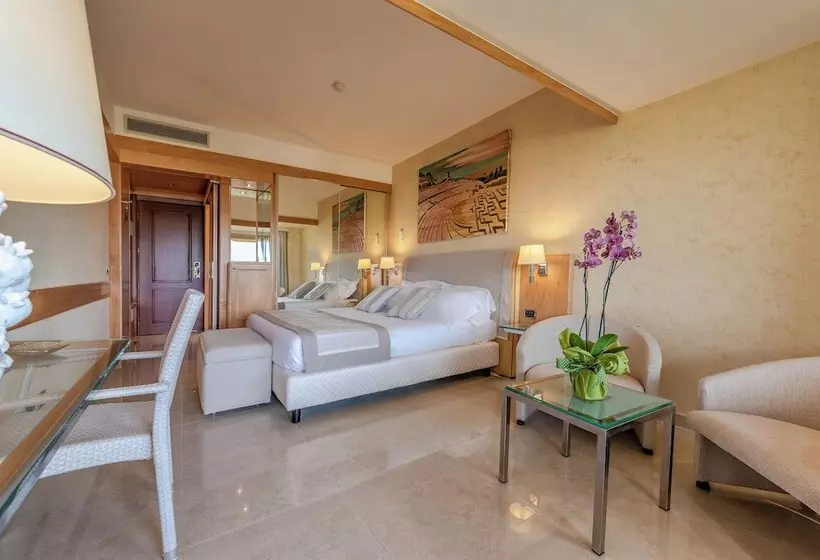 اتاق لوکس, Acacia Resort