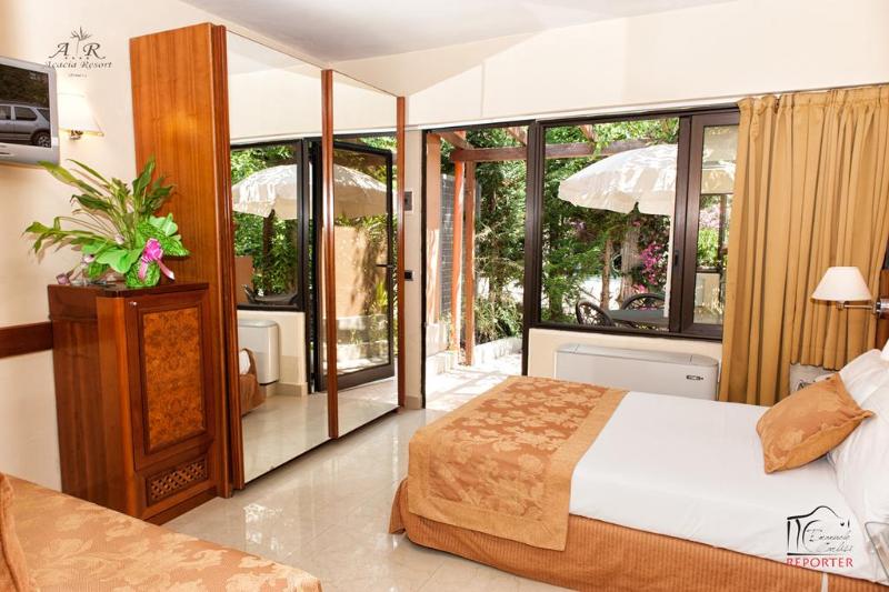 اتاق استاندارد با چشمانداز دریا, Acacia Resort