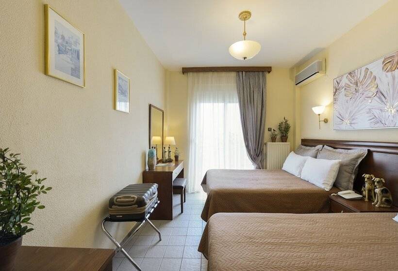 חדר סטנדרט לשלושה, Alkyonis Hotel