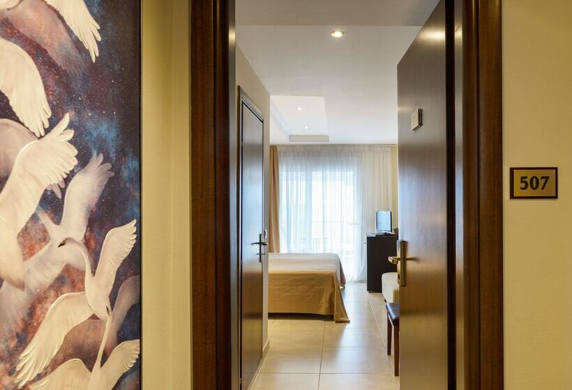 オーシャンビュースーペリアールーム, Alkyonis Hotel