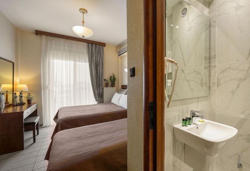 חדר סטנדרט לשלושה, Alkyonis Hotel