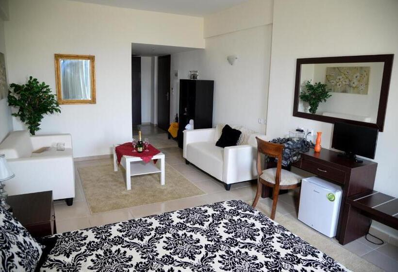 סוויטת ג'וניור, Arta Palace