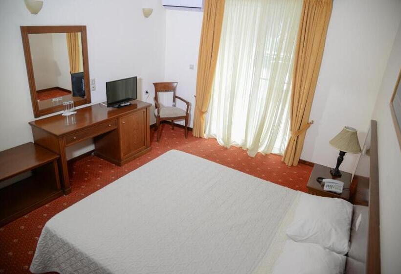 סוויטת סופריור, Arta Palace