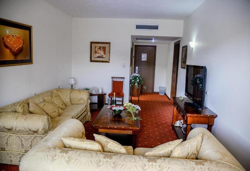 סוויטה, Arta Palace