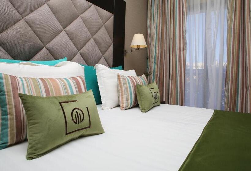 جناح جونيور, Terminus City Center Oujda