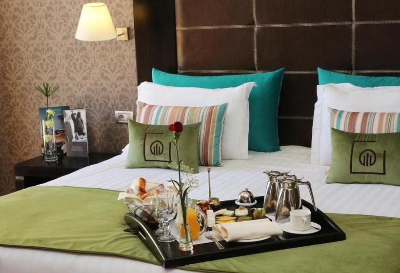 جناح جونيور, Terminus City Center Oujda