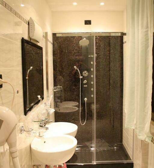 غرفة قياسية مزوَّدة بشُرفة, Bixio