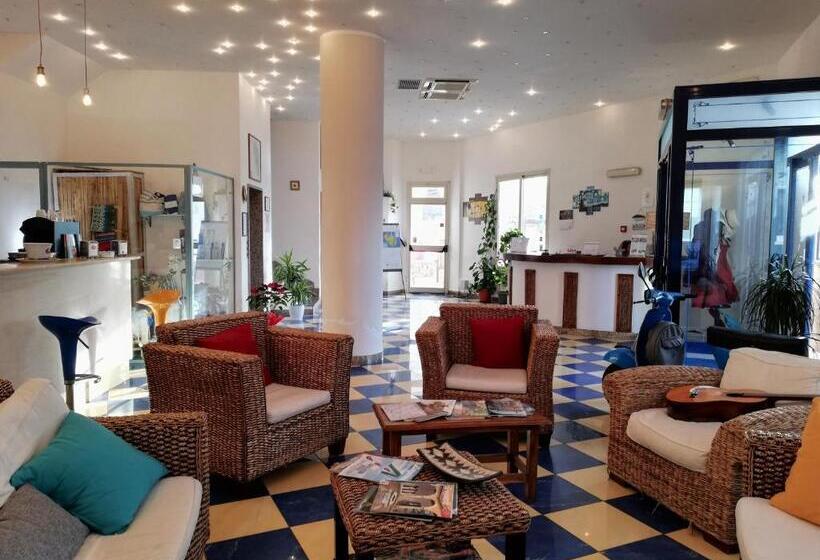 オーシャンビュークラシックルーム, Blue Moon