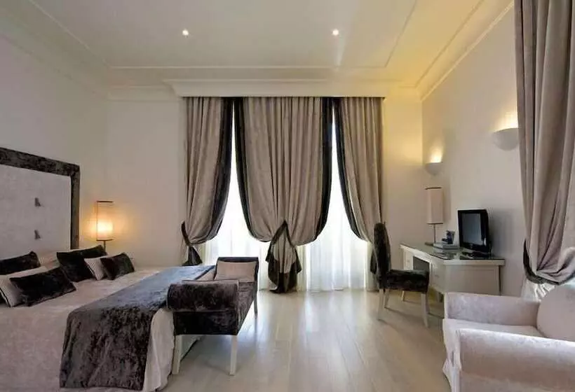 سوییت جونیور, Albergo Palazzo Decumani