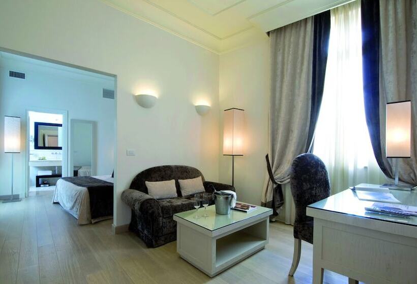 سوییت جونیور, Albergo Palazzo Decumani