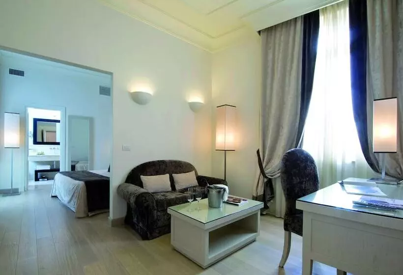سوییت جونیور, Albergo Palazzo Decumani