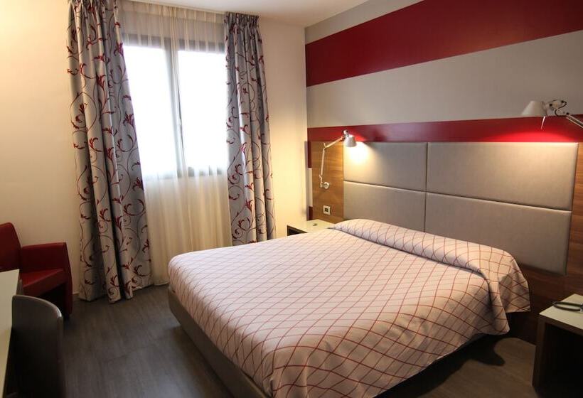 스탠다드 룸, Del Parco