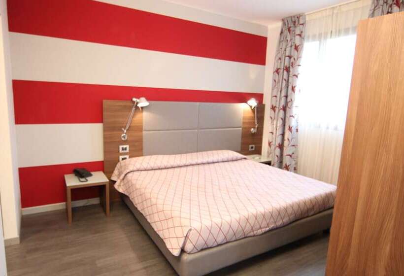 스탠다드 룸, Del Parco