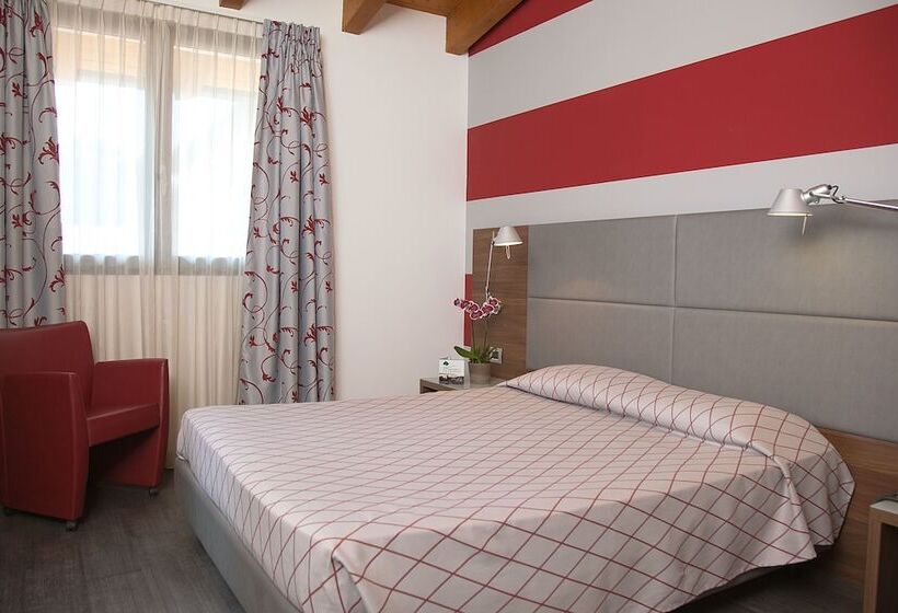 스탠다드 룸, Del Parco