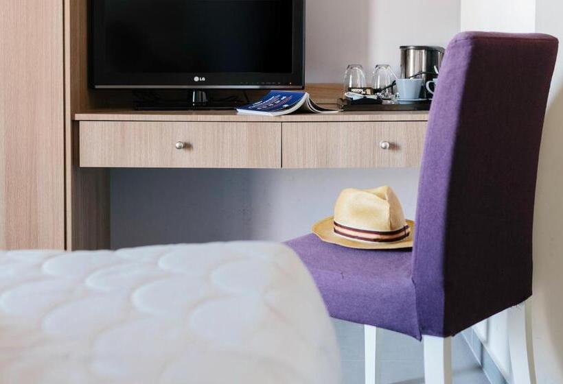 اتاق استاندارد با بالکن, Dimitra Boutique