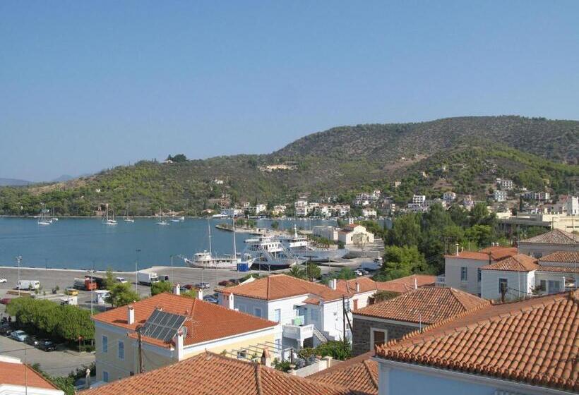 اتاق اکونومی, Dimitra Boutique