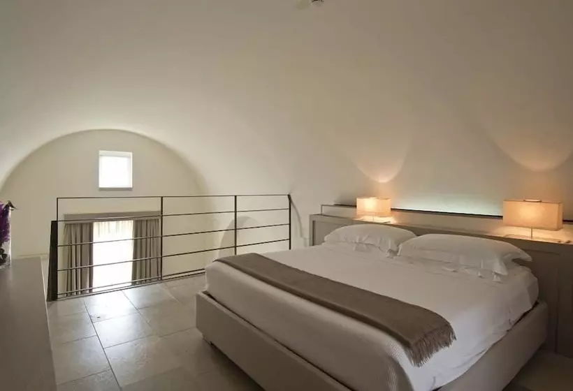 سوییت, Histo San Pietro Sul Mar Piccolo