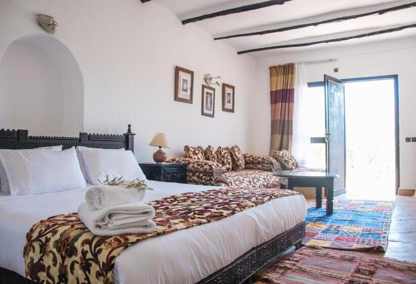 سوییت جونیور, Ksar Shama