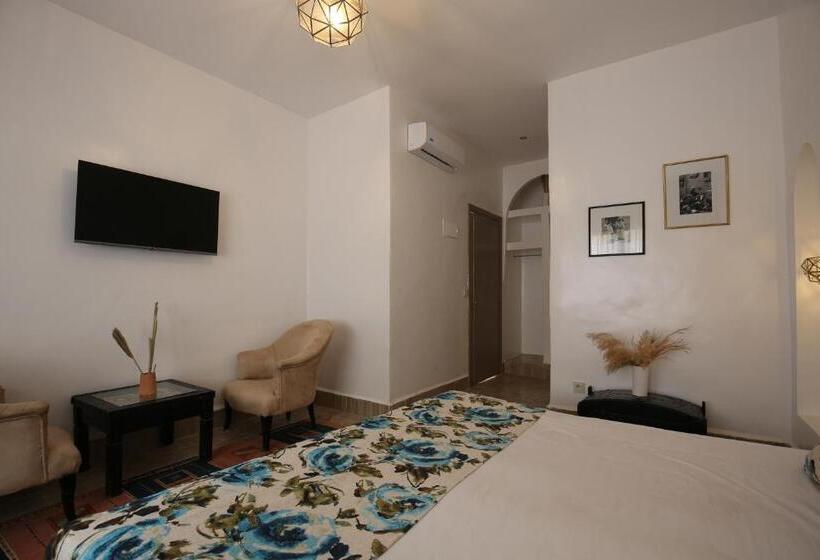 اتاق سوپریور, Ksar Shama