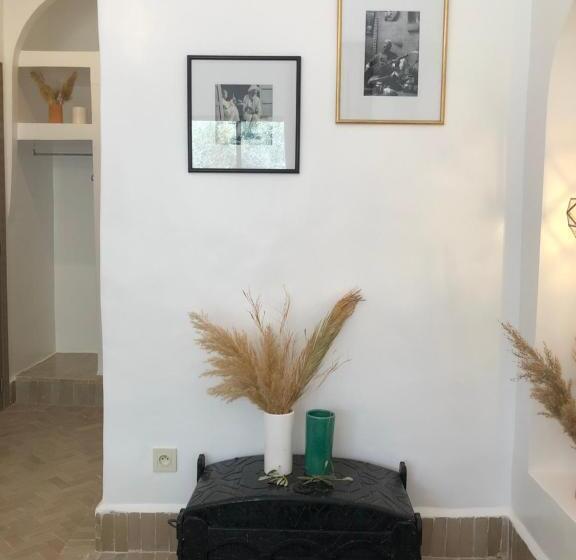 اتاق سوپریور, Ksar Shama