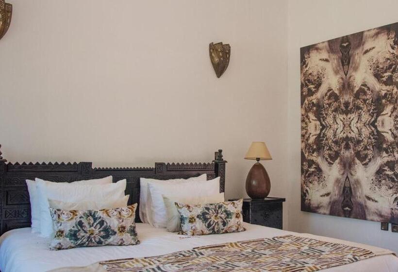 اتاق سوپریور, Ksar Shama