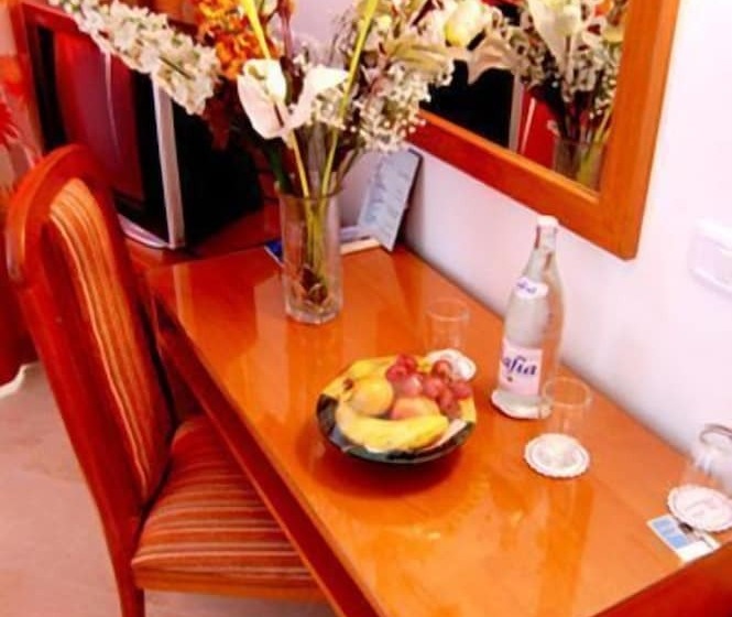 اتاق استاندارد, La Princesse