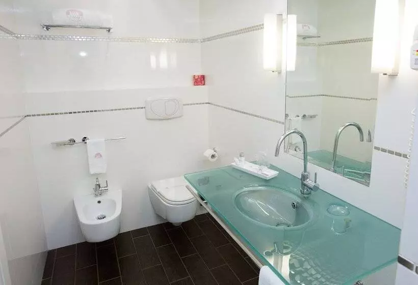 اتاق سوپریور, Ariha Hotel Cosenza