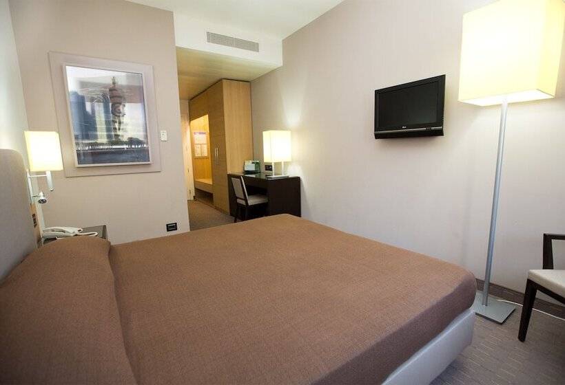 اتاق سوپریور, Ariha Hotel Cosenza