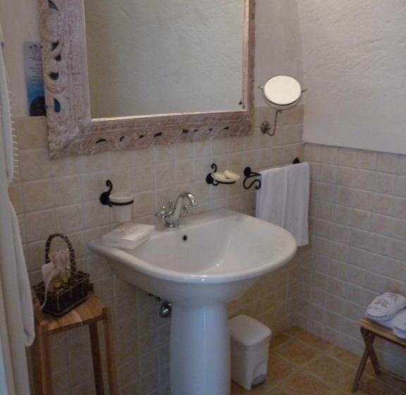 חדר סטנדרט יחיד, Masseria Fortificata Donnaloia