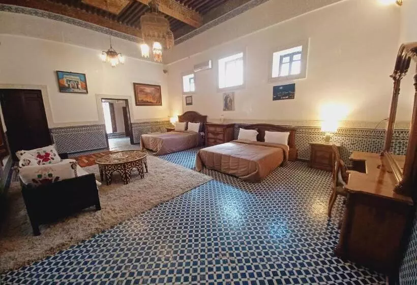 مجموعه ویستا شهر, Palais Al Firdaous
