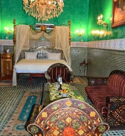 سوئیت رویال, Palais Al Firdaous