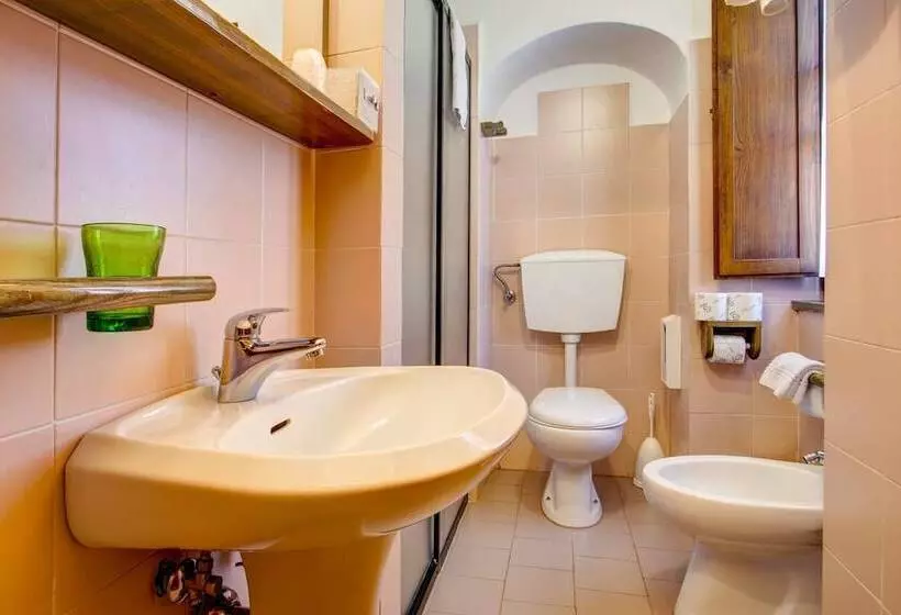Standard Kolmen Hengen Huone, Residence Villa Rioddi