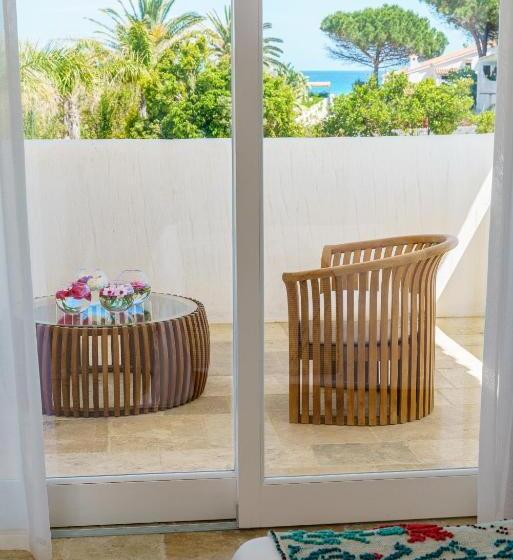 Люкс Кровать Кинг, Sant Efis