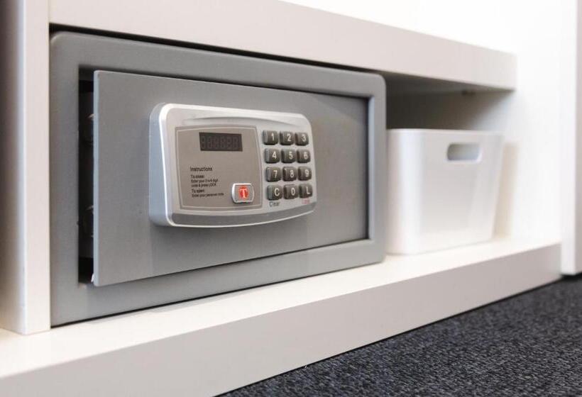 חדר סטנדרט, Santoni Freelosophy