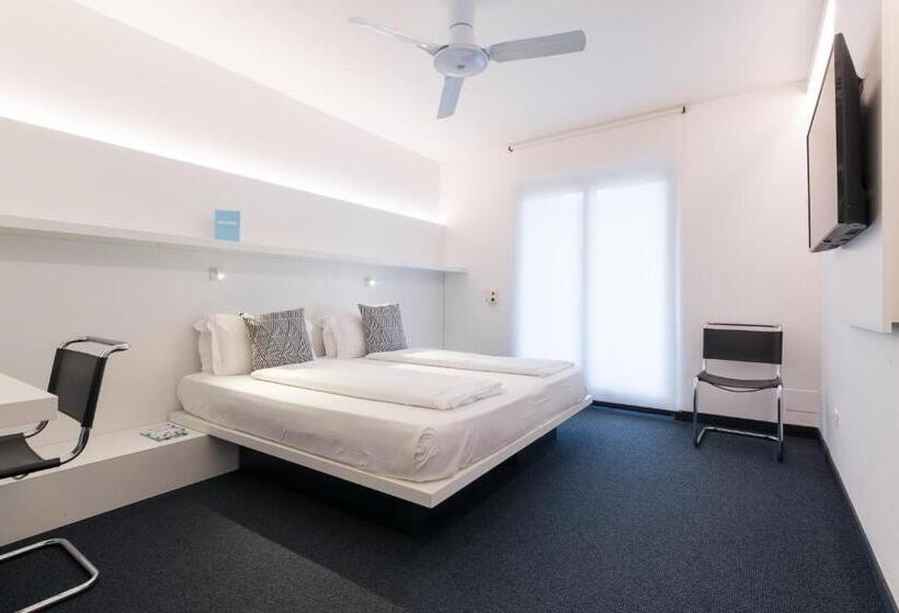 חדר סטנדרט, Santoni Freelosophy