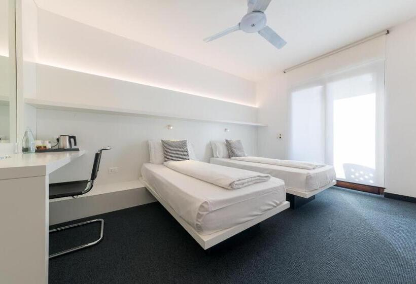 חדר סטנדרט, Santoni Freelosophy