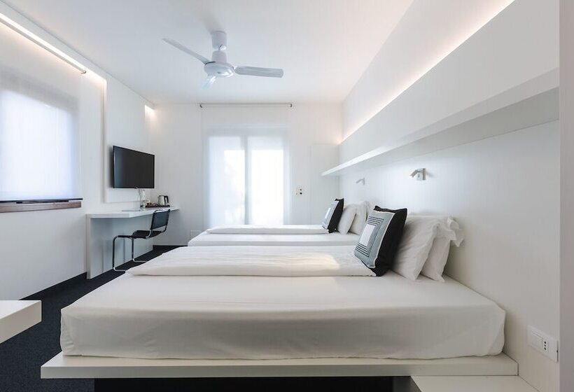 חדר סטנדרט, Santoni Freelosophy