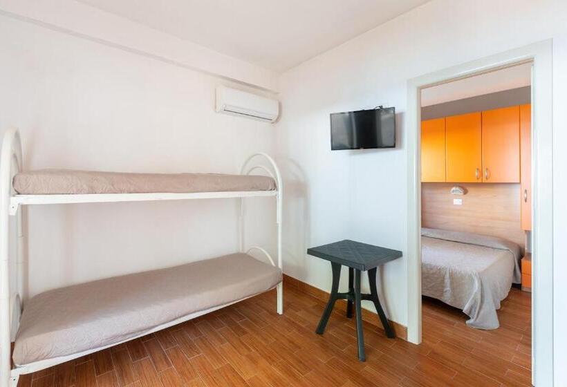 דירת חדר, Sfinal Residence