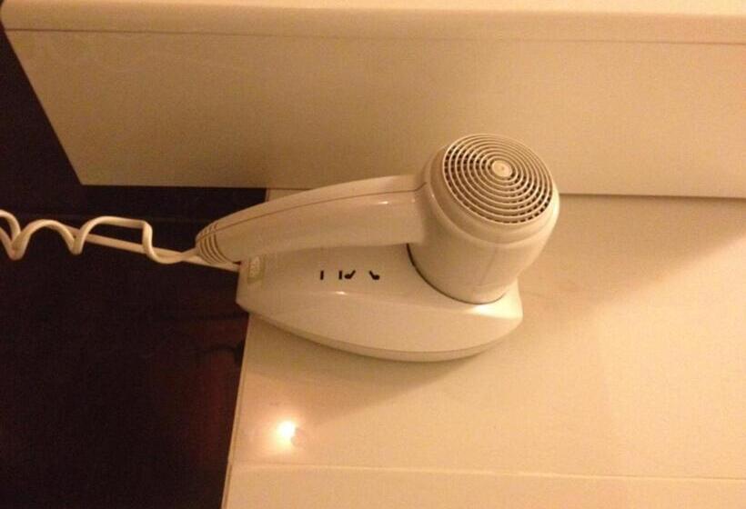 اتاق استاندارد, Termini