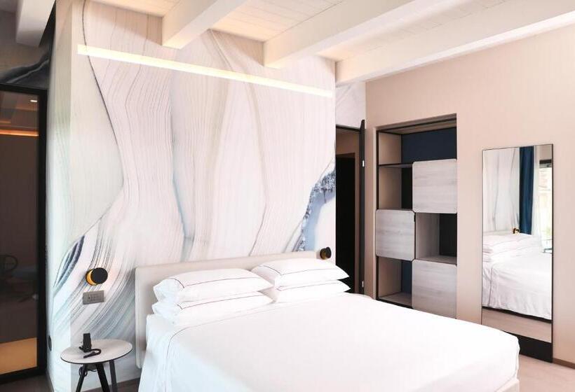 バルコニー付きスタンダードルーム, Veronesi La Torre