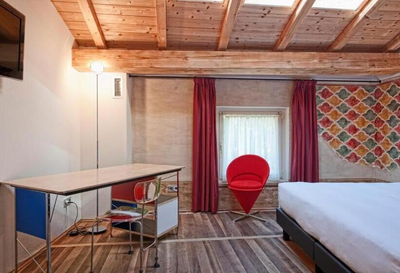 クラシックルーム, Veronesi La Torre